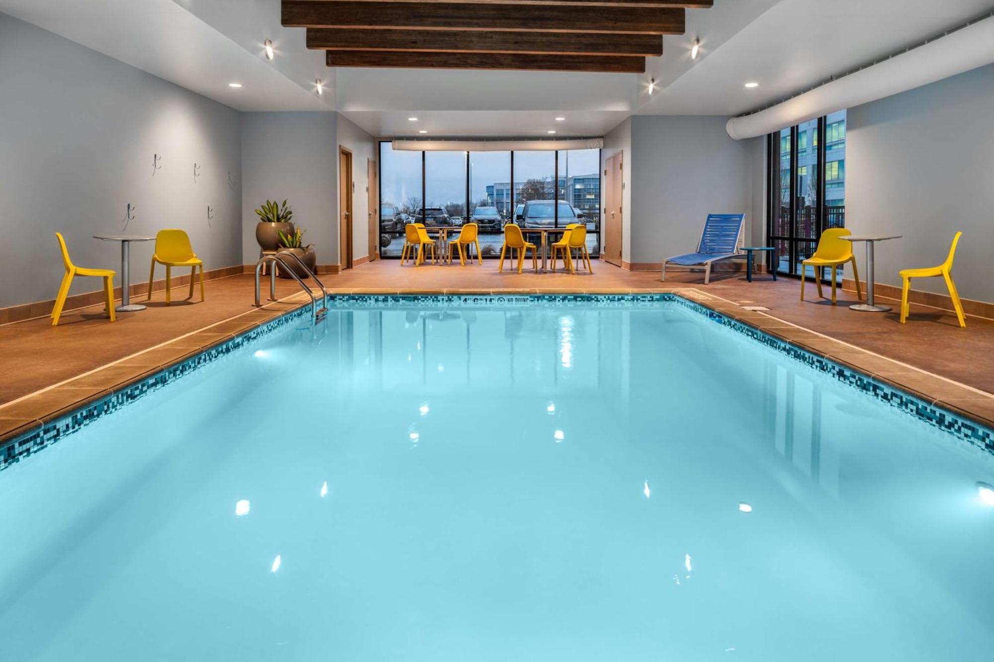 Home2 Suites By Hilton Indianapolis North At Intech Park Buitenkant foto