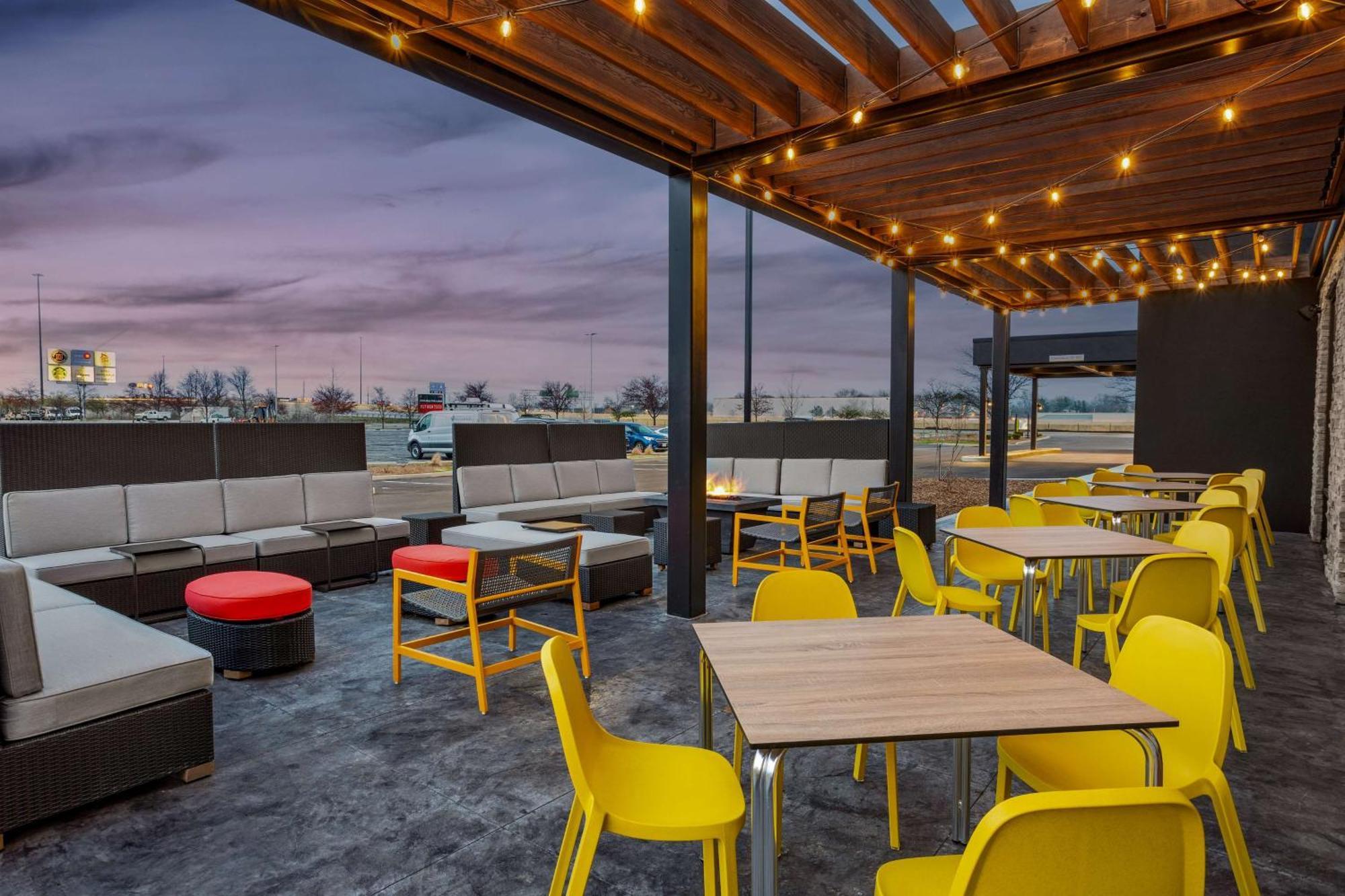 Home2 Suites By Hilton Indianapolis North At Intech Park Buitenkant foto