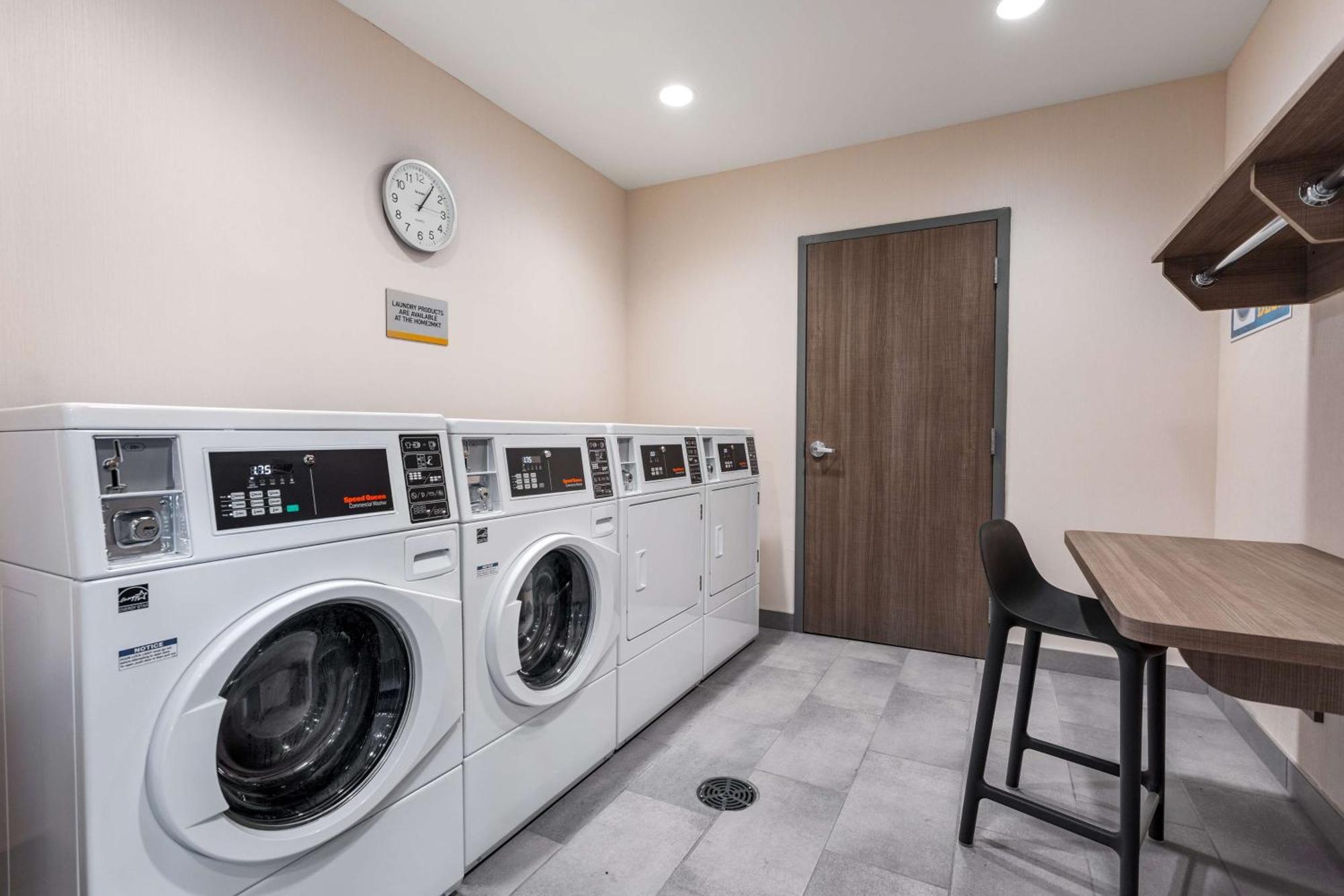 Home2 Suites By Hilton Indianapolis North At Intech Park Buitenkant foto